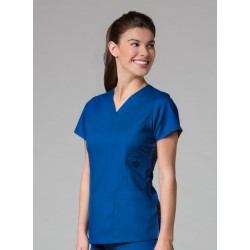 V-neck pocket top